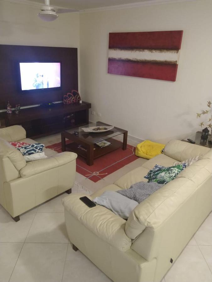 Apto Praia Grande Ubatuba Area Nobre Com Toda Comodidade Para Voce E Sua Familia ! Exterior photo